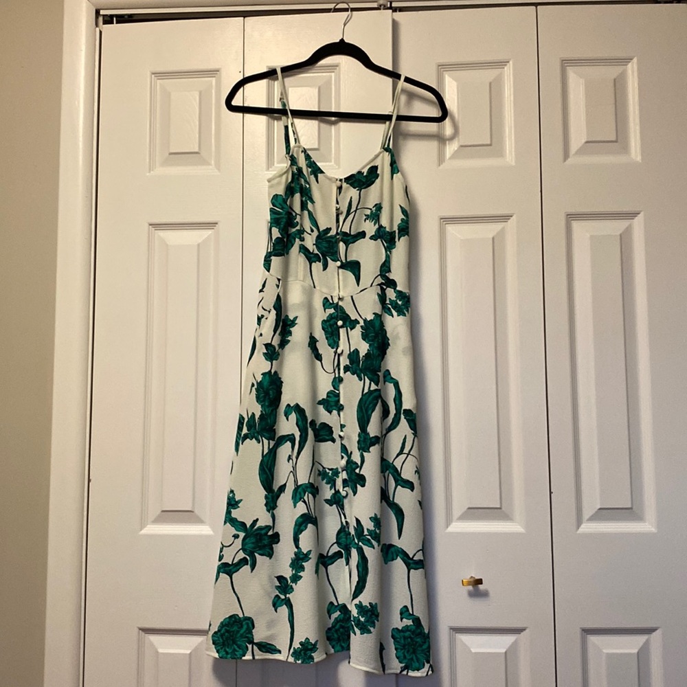 Chelsea 28 White Floral Dress